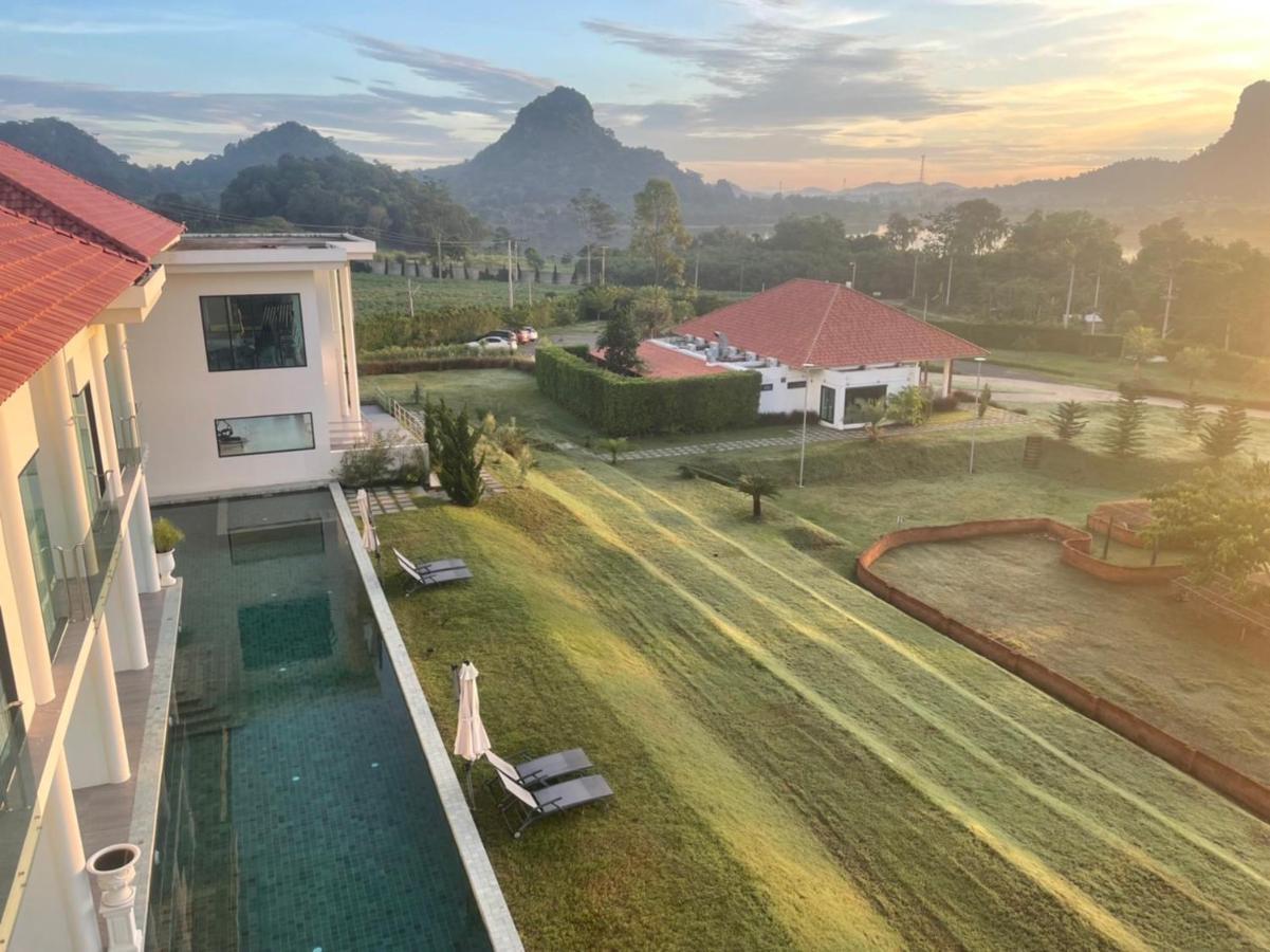 Viva Montane Hotel Pattaya Ban Nong Chap Tao Esterno foto